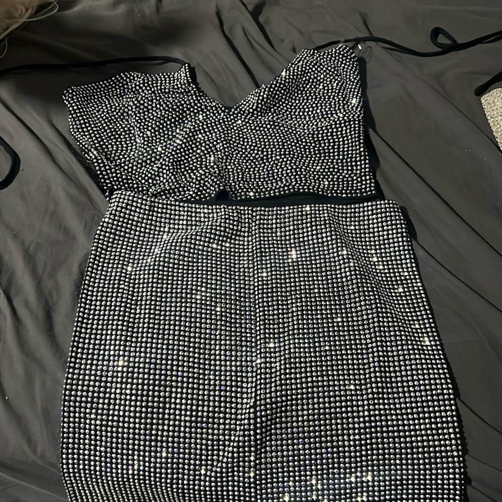 Sparkling set size small